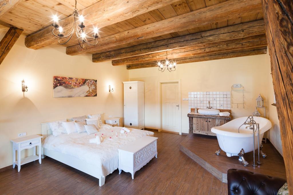 Penzion Na Bělisku Březiny Zimmer foto